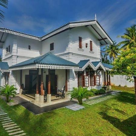 Headman House Antique Villa - A Seaside Royal Stay Ahangama Ngoại thất bức ảnh