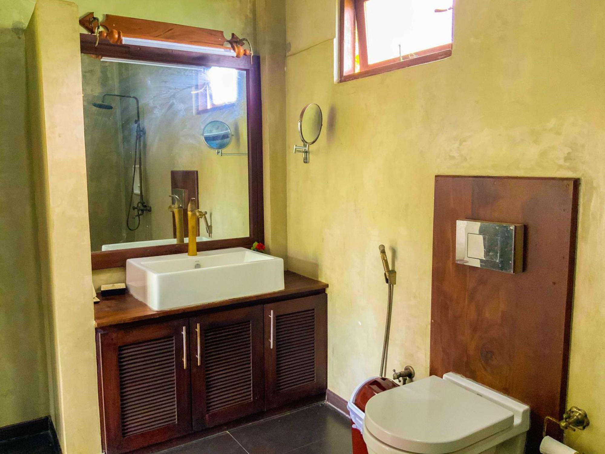 Headman House Antique Villa - A Seaside Royal Stay Ahangama Ngoại thất bức ảnh