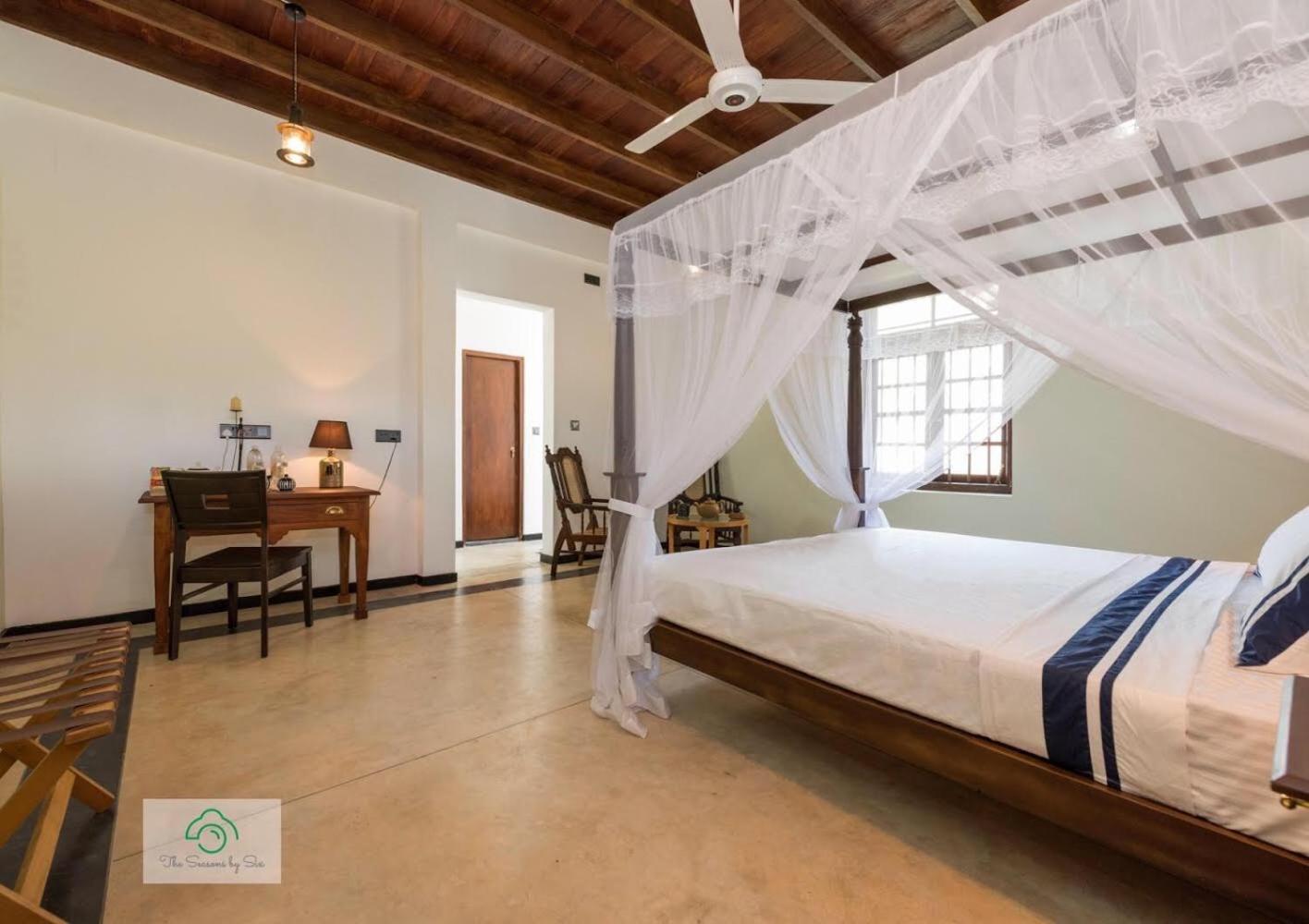 Headman House Antique Villa - A Seaside Royal Stay Ahangama Ngoại thất bức ảnh